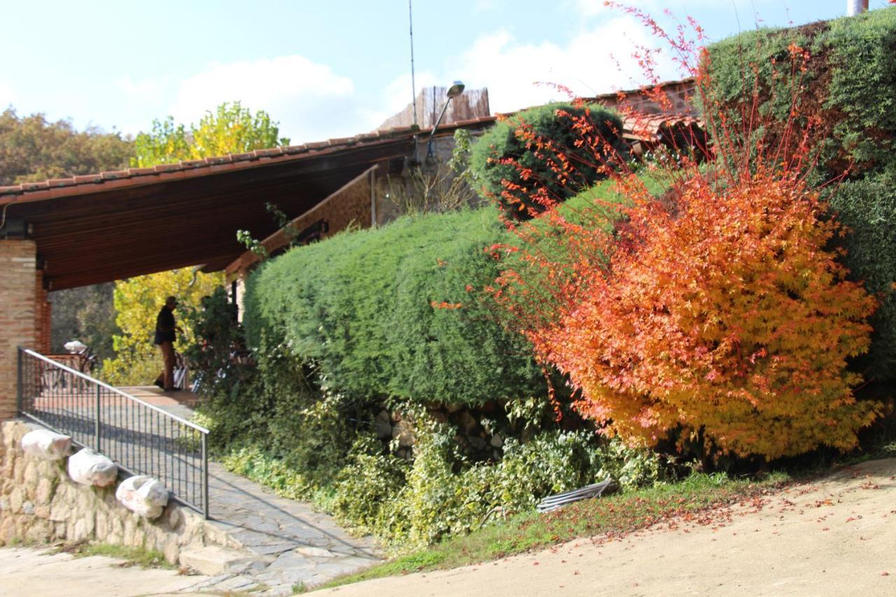 El Lago, Caceres Albergue